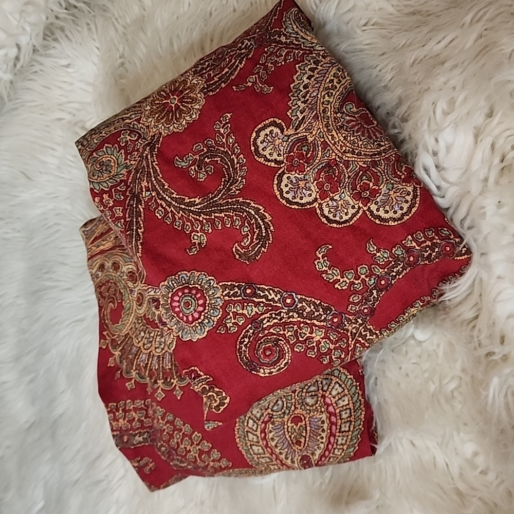 CHAPS standard Juliette Paisley print shams